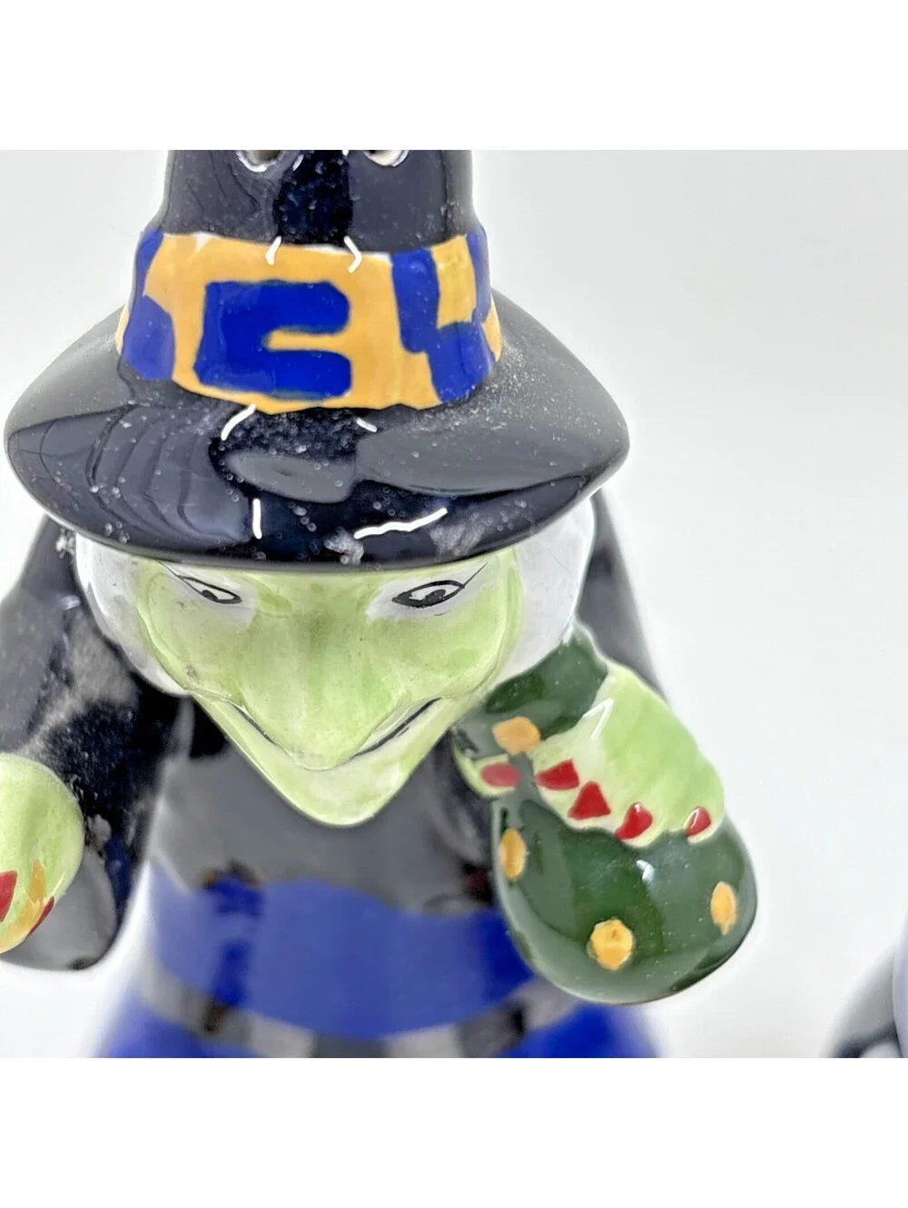 RARE Witch and Cauldron Halloween Salt And Pepper set